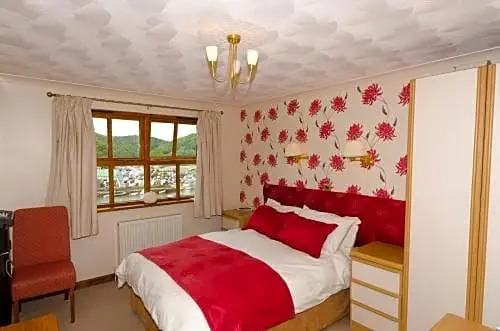 Rivercroft Hotel