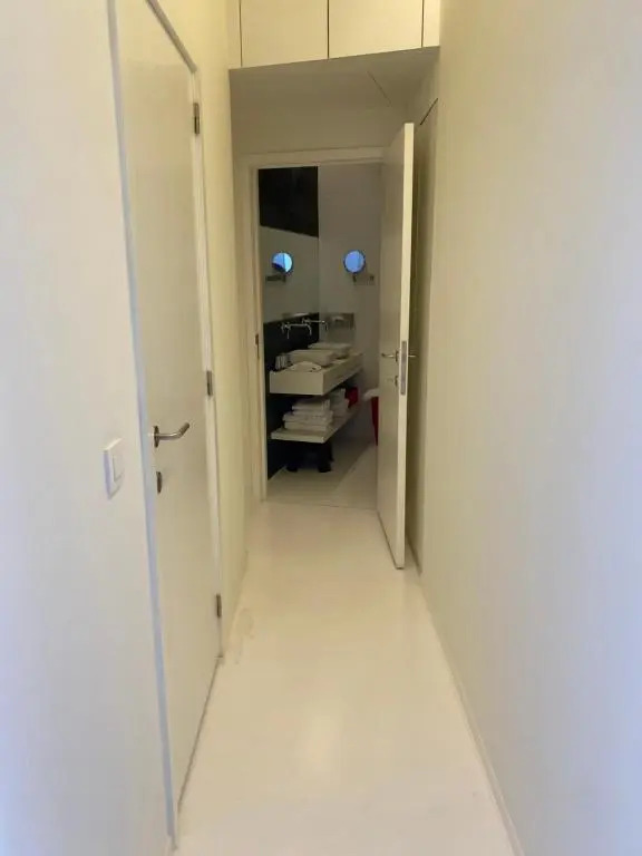 Luxury Center Apartment