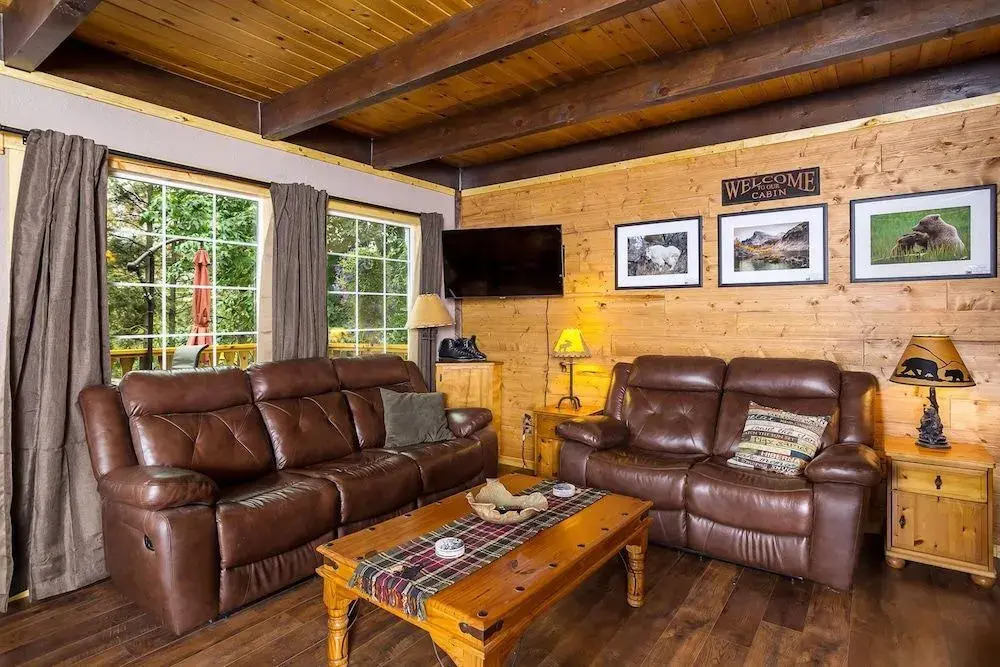 Icicle Ridge Retreat