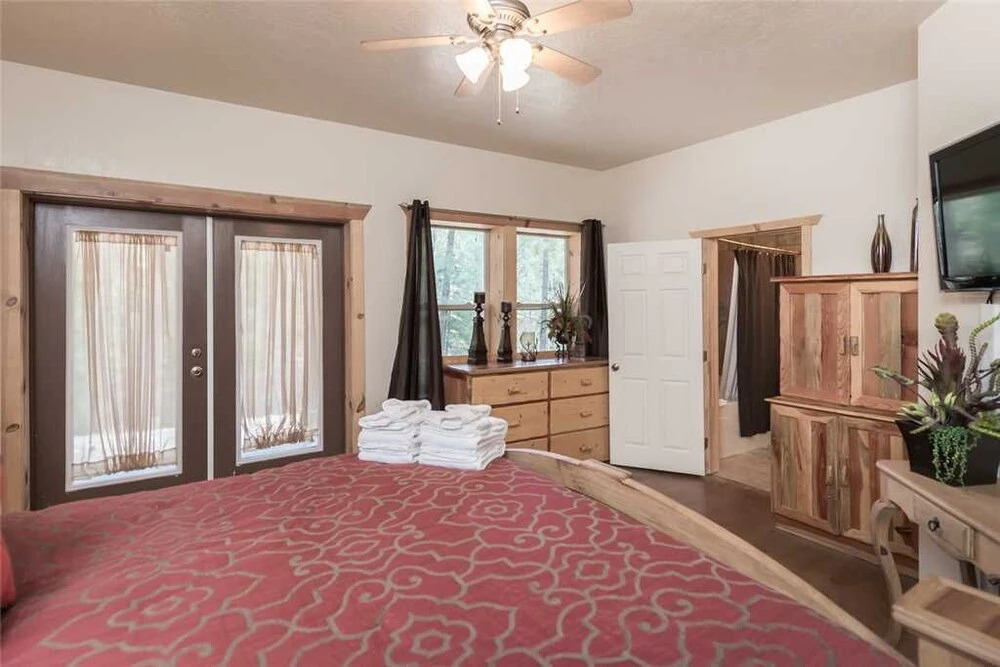 Casa McClaran - Five Bedroom Cabin