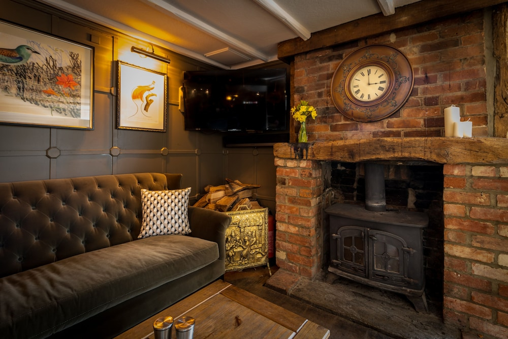 The Queens Arms