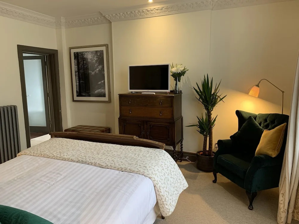 Forest Hotel