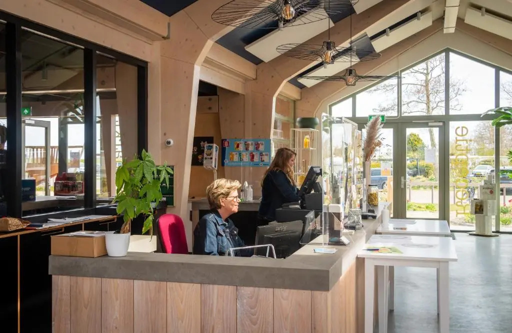 Tiny House in het groen, aan zee