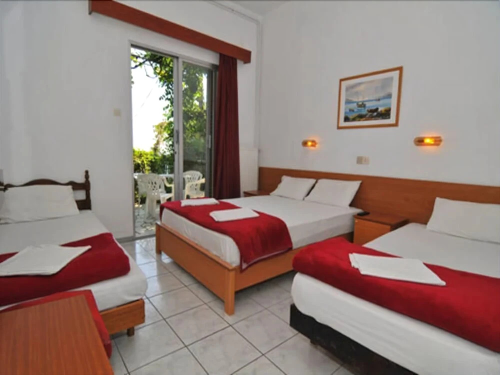 Chrissafis Hotel