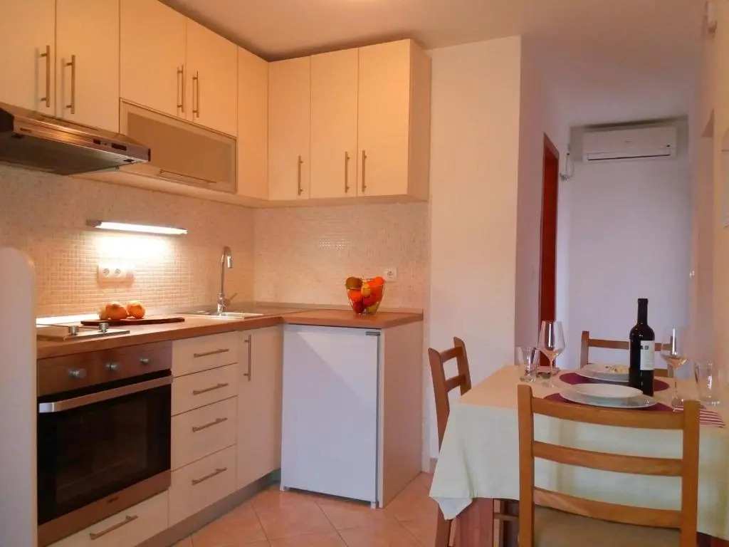Apartments Neno - 50m from center