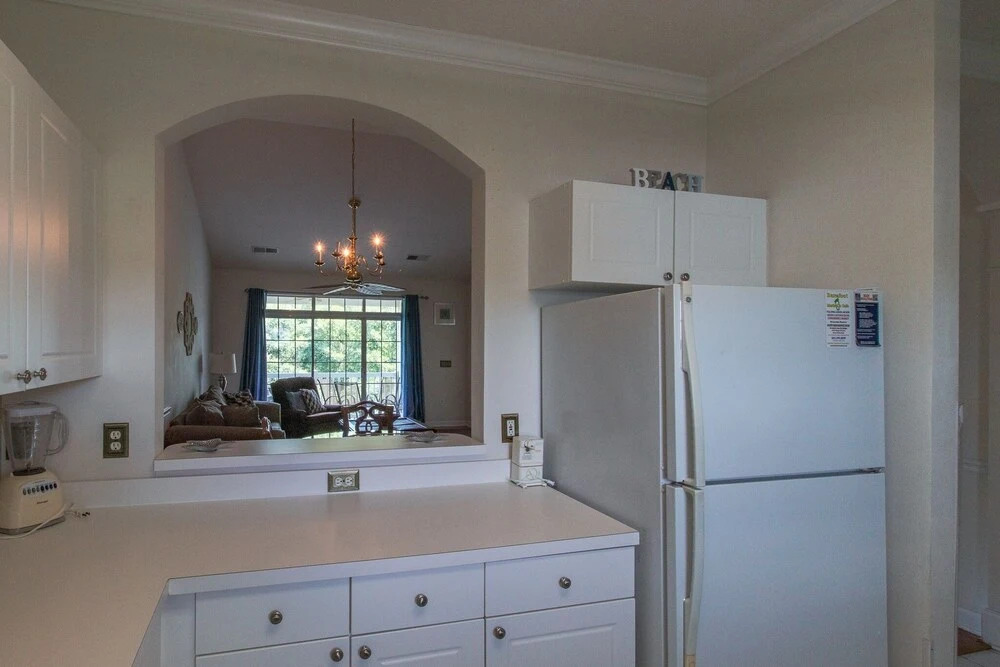 Wedgewood #233 2 Bedroom Condo by Redawning