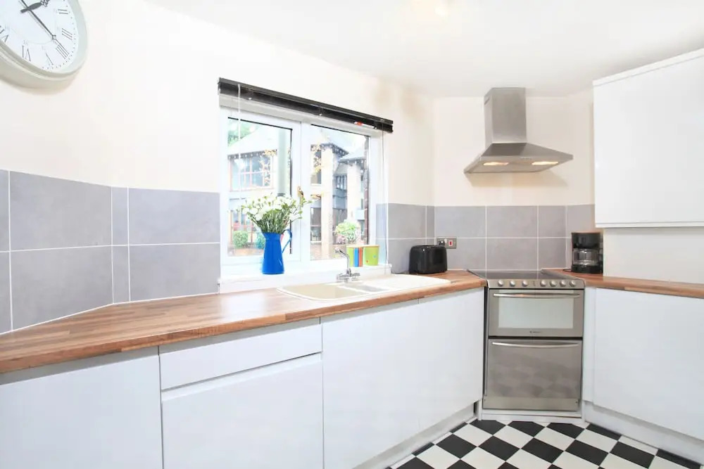 Maisonette No. 06 Magdalen Mews