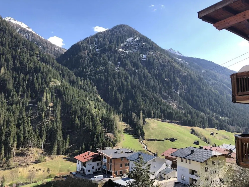 Hotel Garni Central - Zimmer - Studios - Apartments