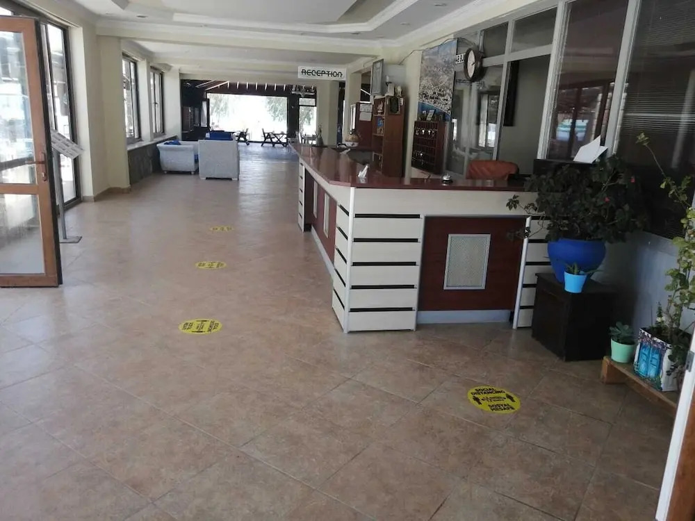 Sarsilmaz Otel