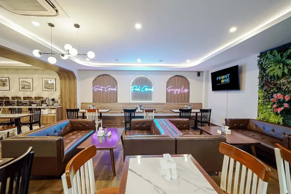 Front One Boutique Hotel Taman Anggrek