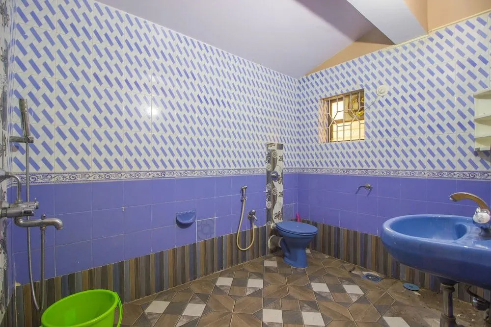 OYO 22067 Home Cozy 1BHK Near Carmona Beach