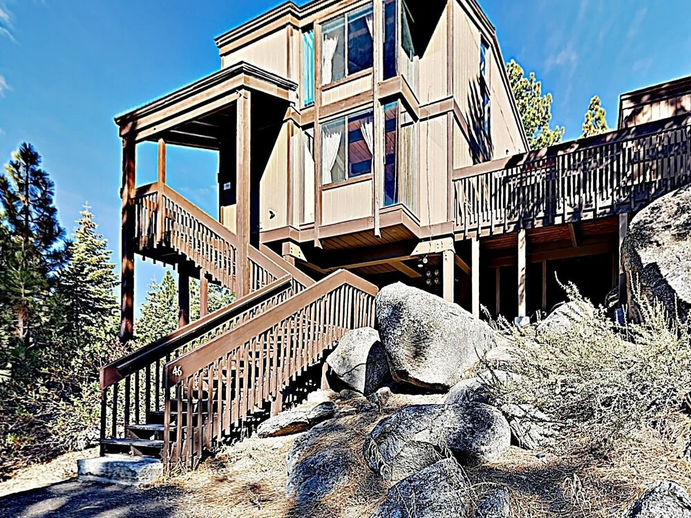 New Listing! Mountain-View Townhome w/ Hot Tub townhouse