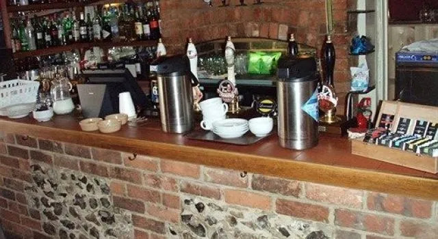 Crown and Anchor
