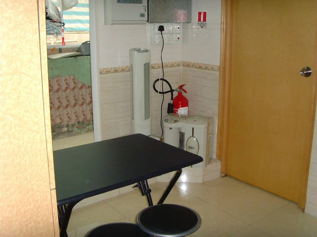 Yue Ka Hotel - 52-54 Argyle Street