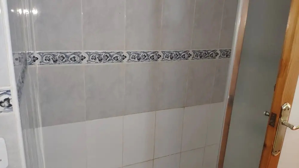 Lovely 2 Bedroom Apartment With Pool