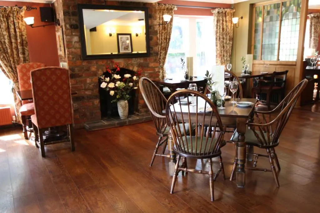 The Dibbinsdale Inn