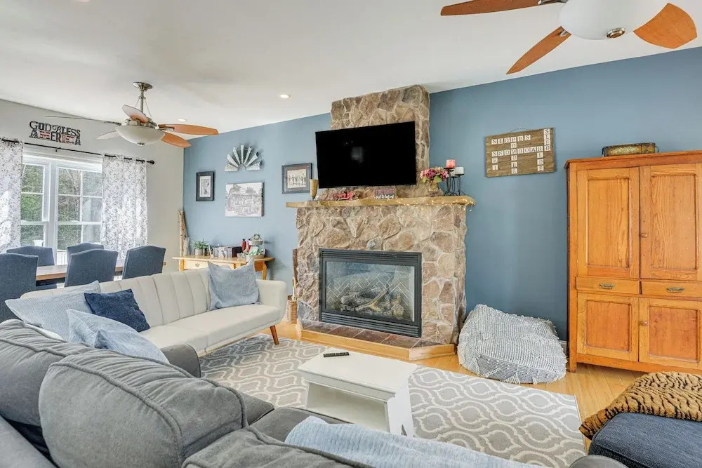 6 Mi to Mt Snow: Nature-view Home w/ Fire Pit!