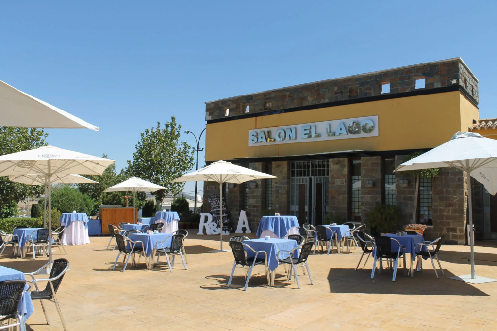Hotel Restaurante El Lago