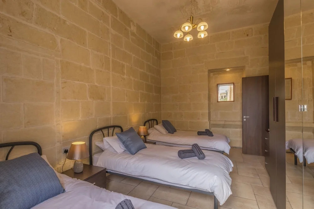 Tal-Bambinu Boutique B&B