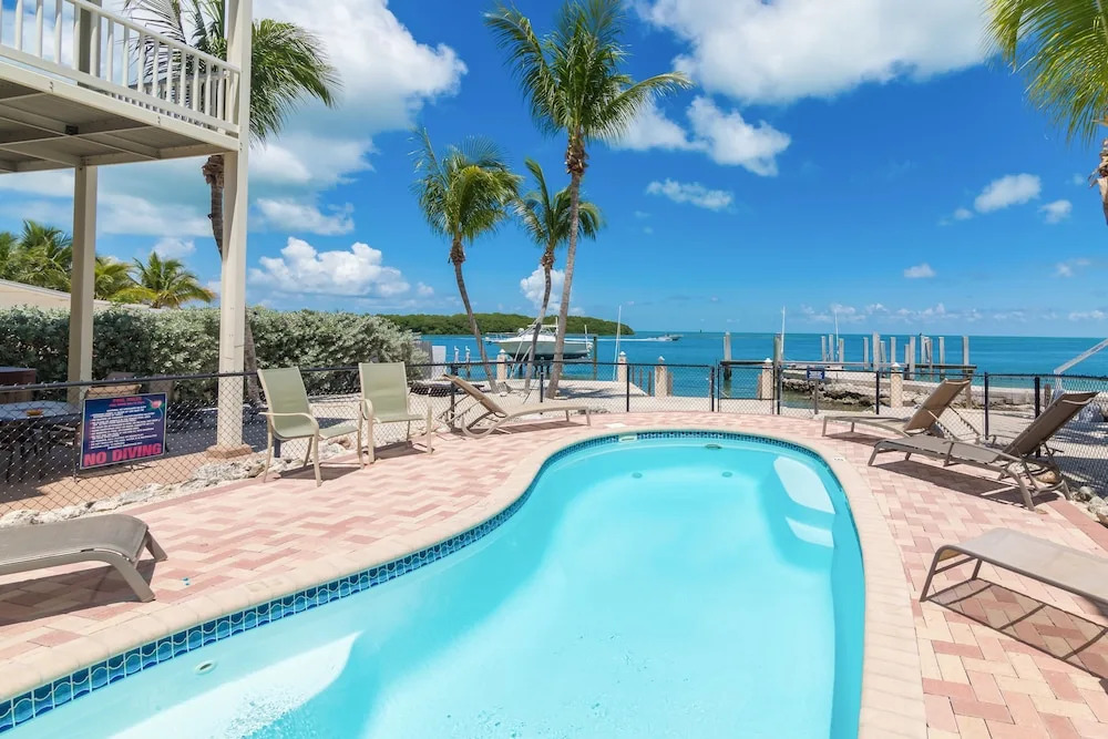 12400 Overseas Hwy Home Unit 8