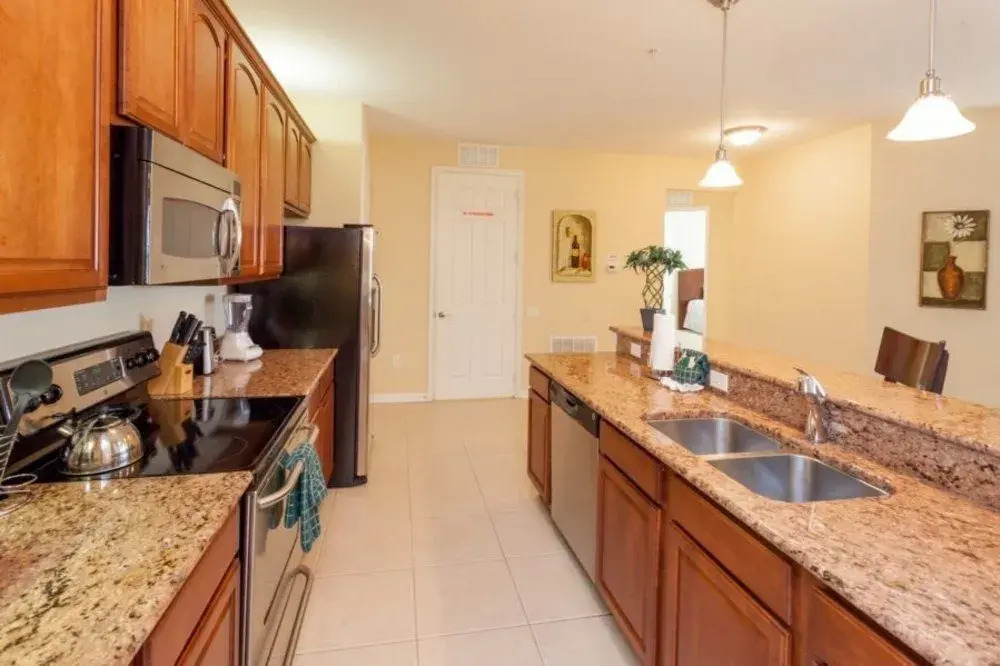4804 Cayview Ave 306 3 Br condo by RedAwning