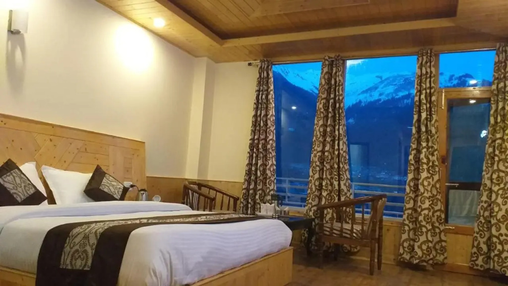 Phalguni Regency Manali