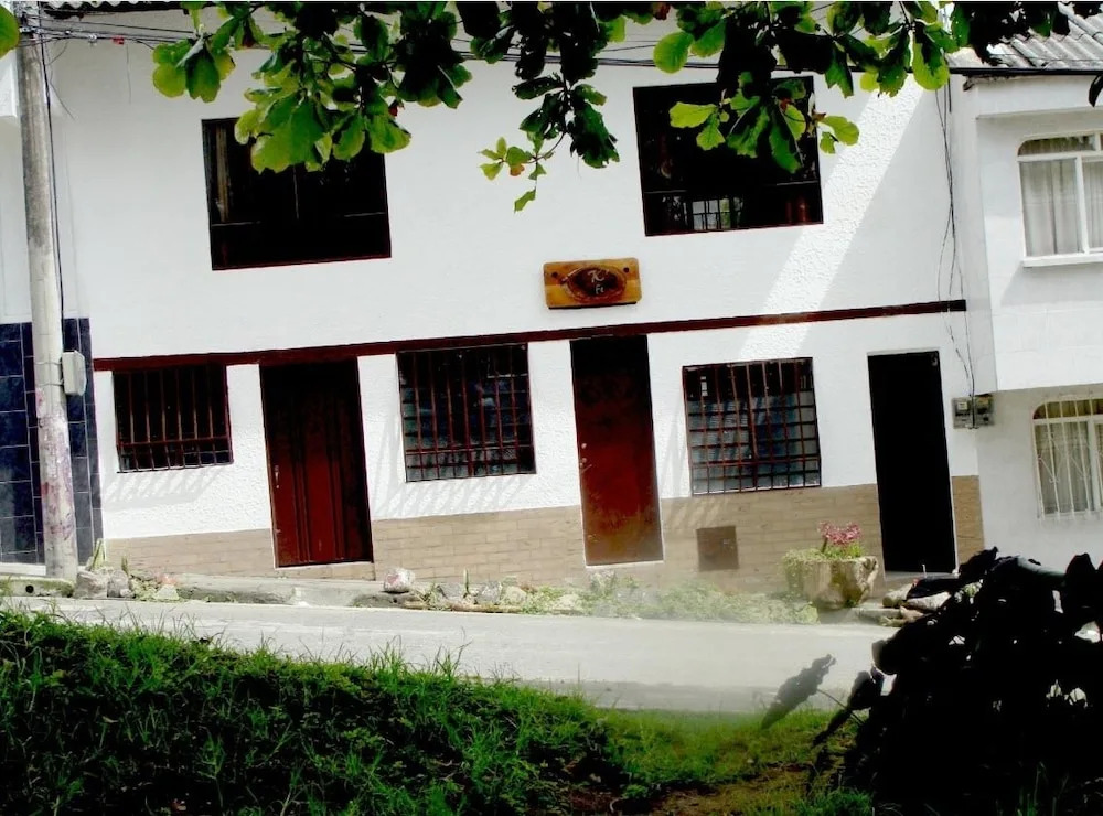 Kfe L Hostel