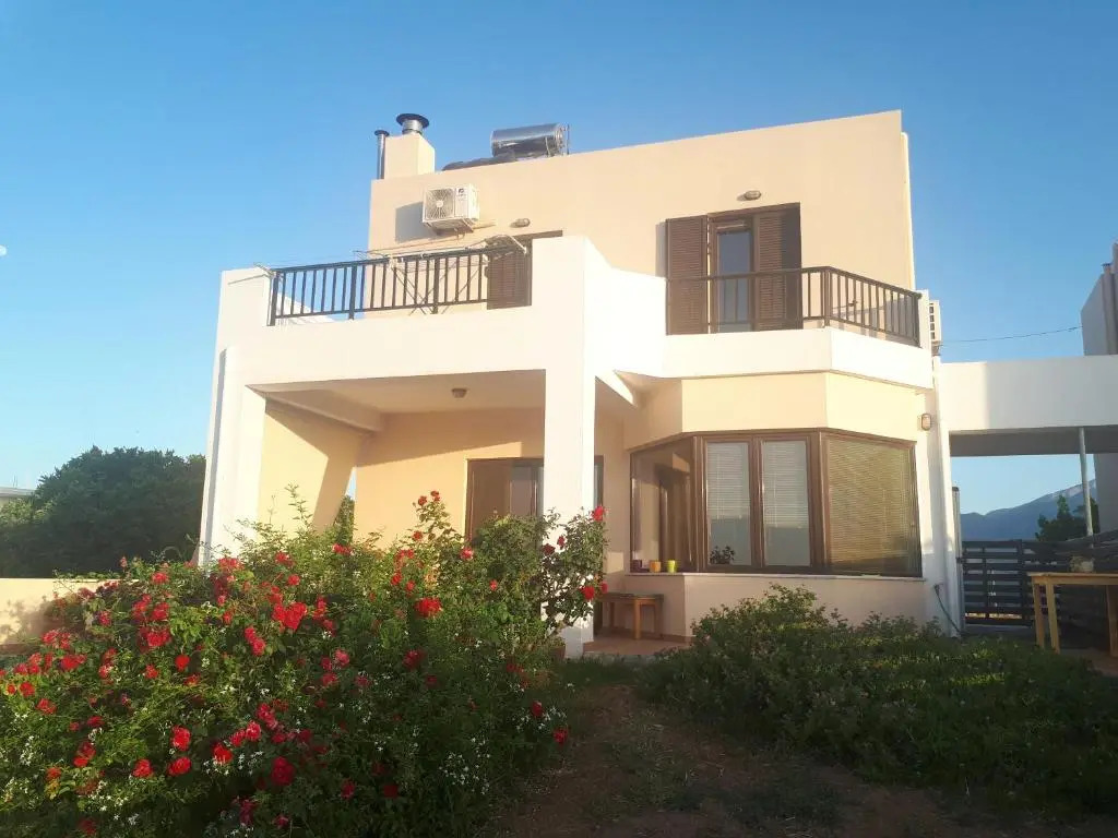 Immaculate 3-bed House in Chania