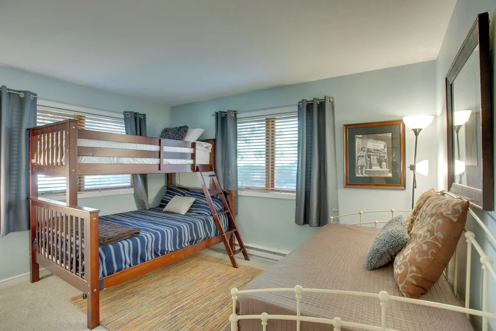 Renovated Avon Condo 5 Mins to Beaver Creek Resort