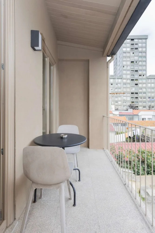 Liiiving in Porto - Trindade Deluxe Studio 3T