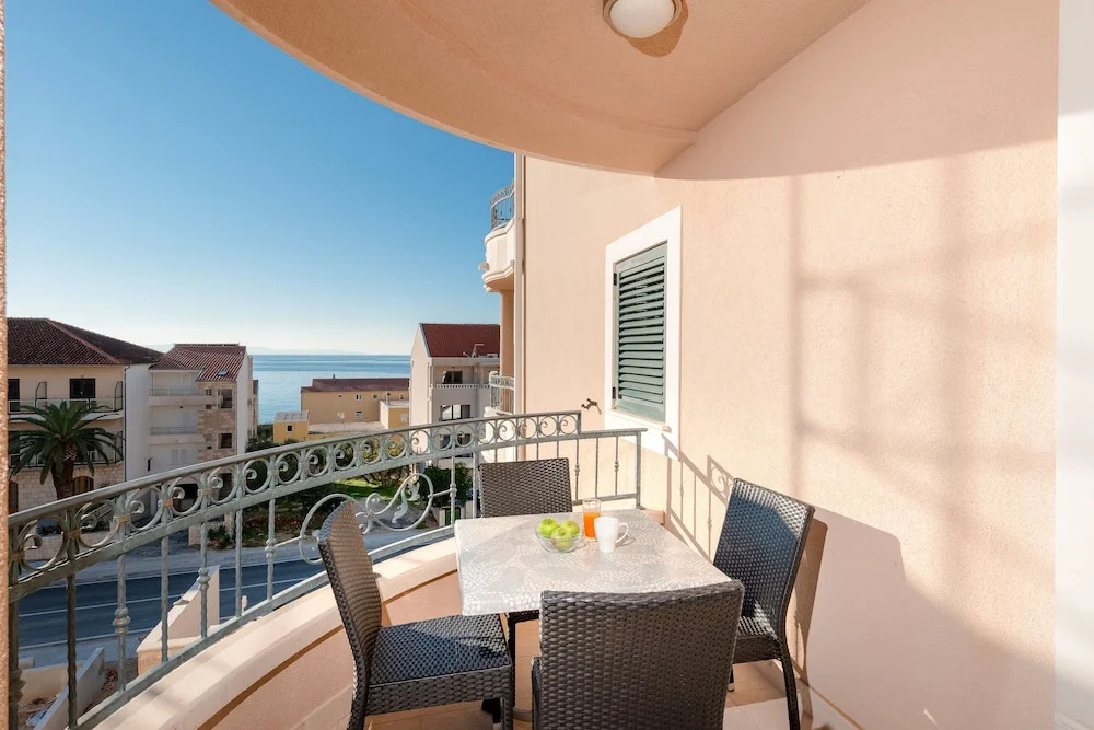 Villa Tucepi Apartments