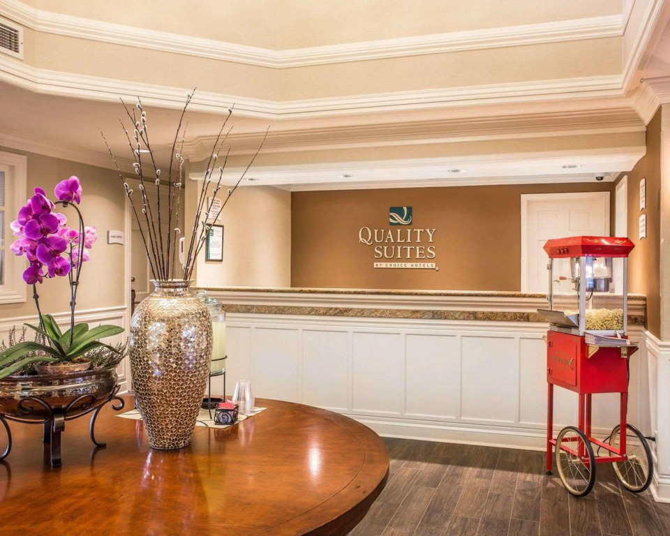 Quality Suites Atlanta Buckhead Village North