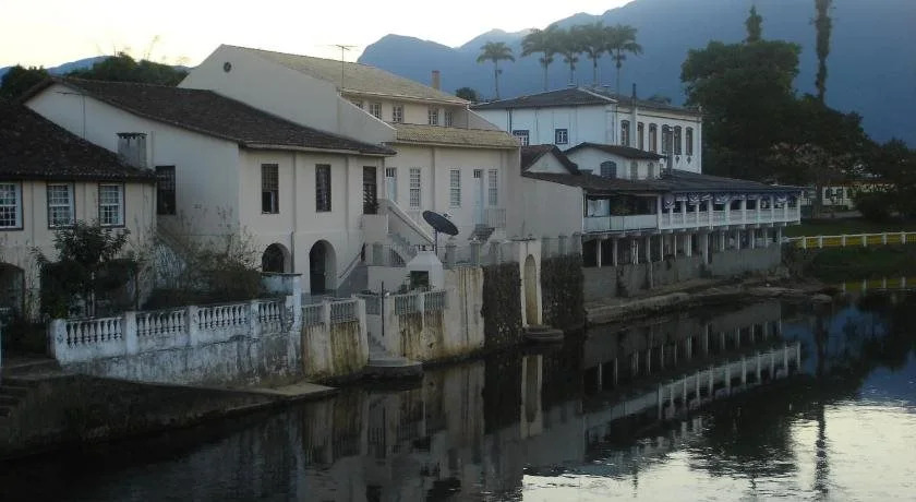 Hotel e Restaurante Nhundiaquara