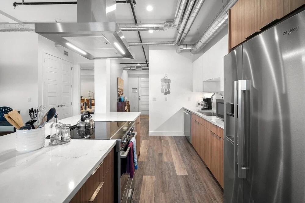 Rino Art Lofts - Stunning Colorful Modern Design