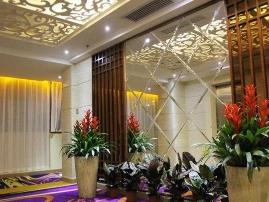 Tiga Hotel