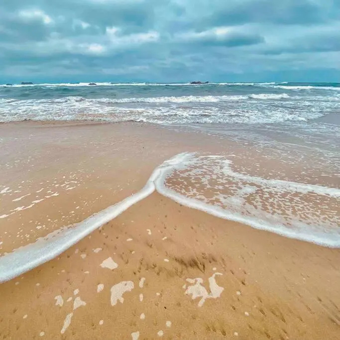 Amazing Ocean Views from this 2 bedroom apartment