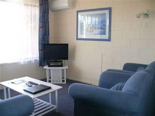 Sandpiper Holiday Units