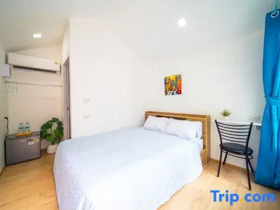 UrbanNest Hostel