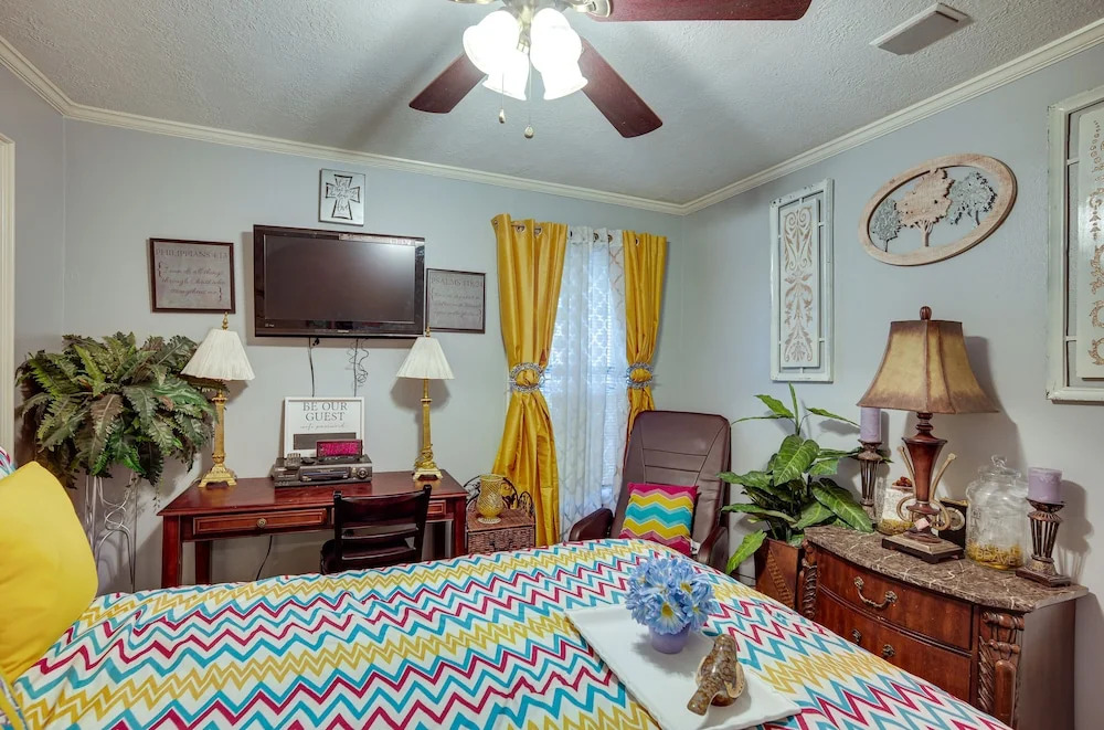Spacious Bryan Vacation Rental w/ Pool & Patio!