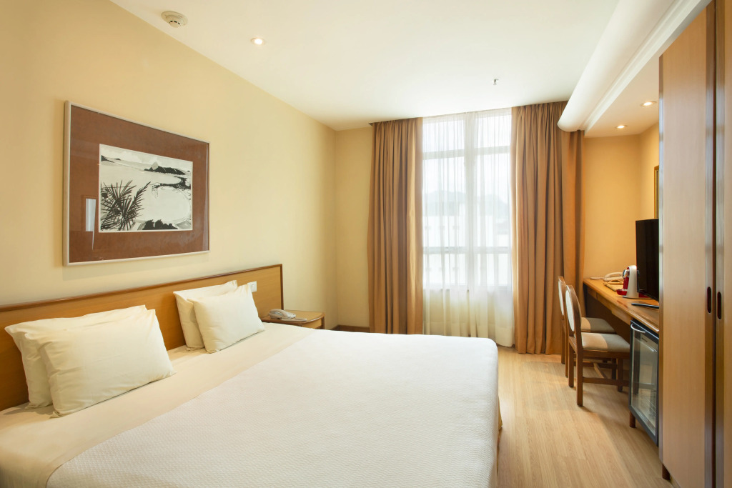 Windsor Asturias Hotel