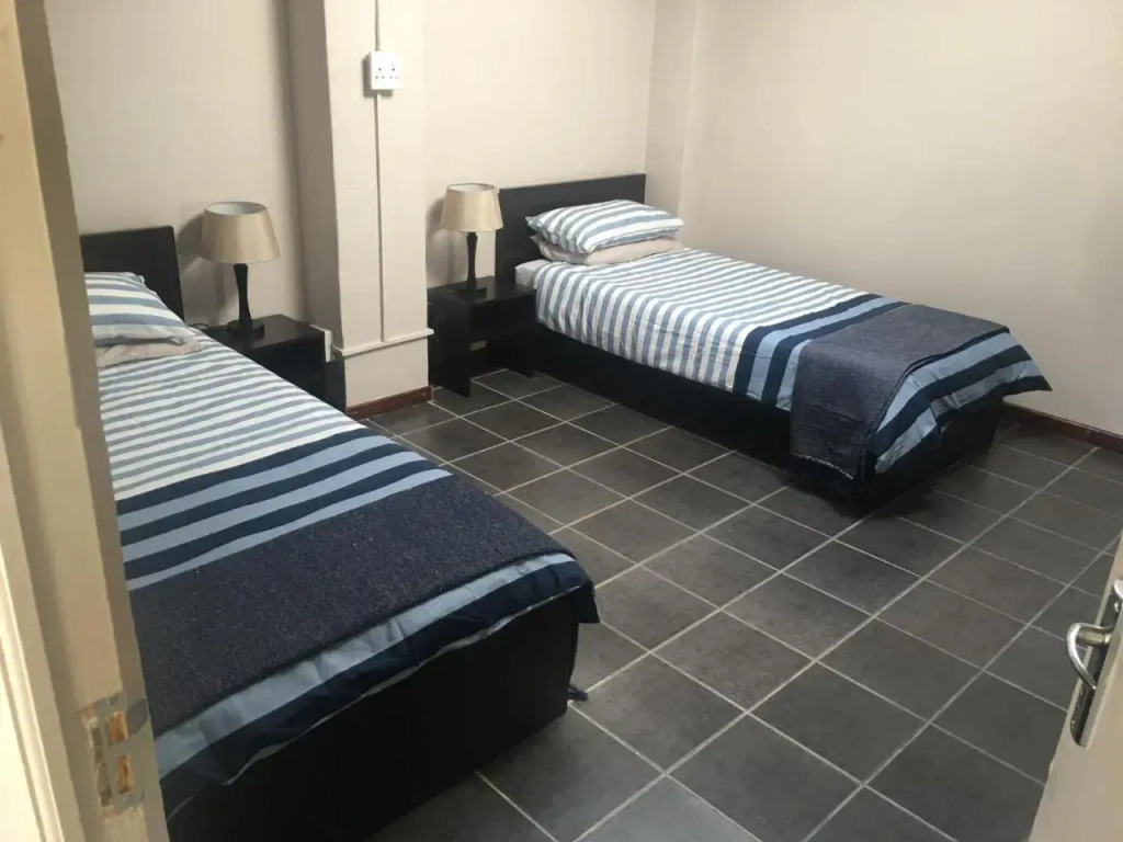 Cosy 2 bedroom flat for 4