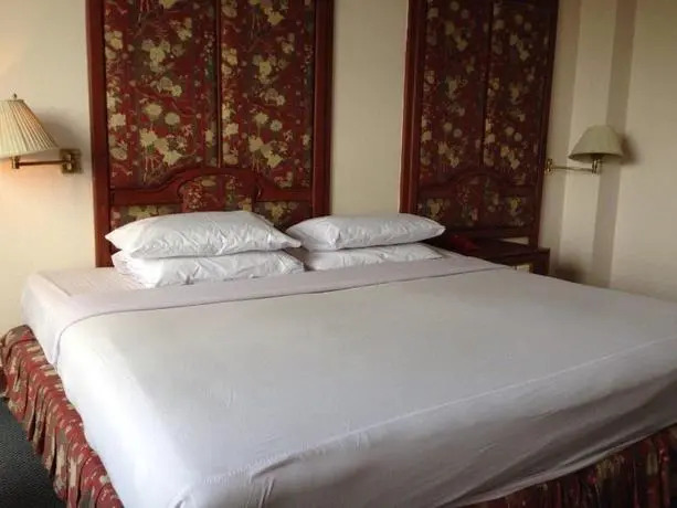 Diamond River Ping Petch-Ngam Hotel