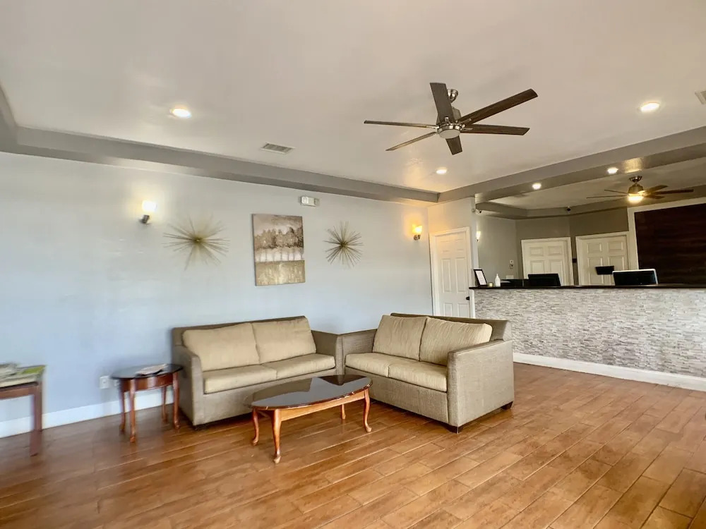 Travelodge Port Richey FL Hotel