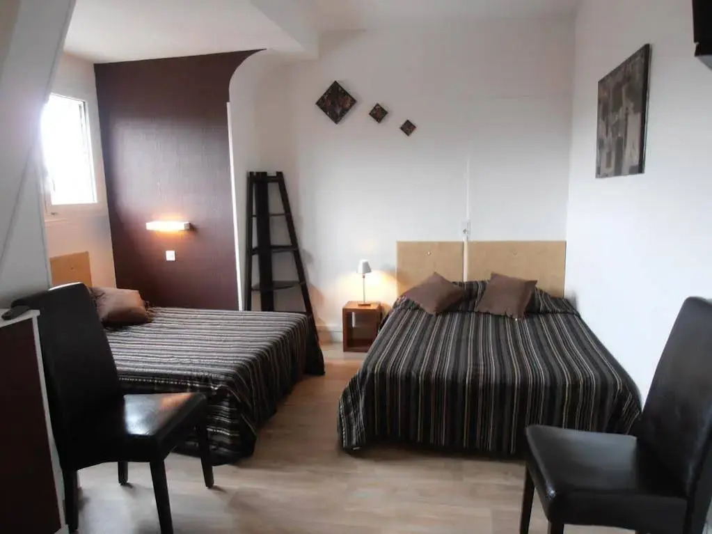 Le Crystal Hotel