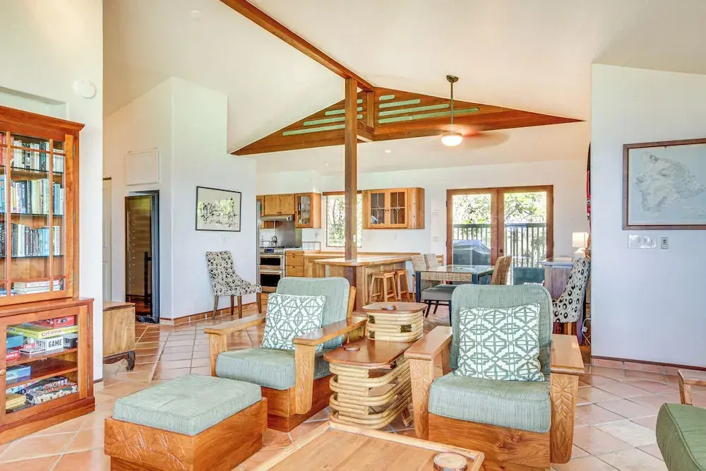 Ocean-view Bungalow: Walk to Pebbles Beach!