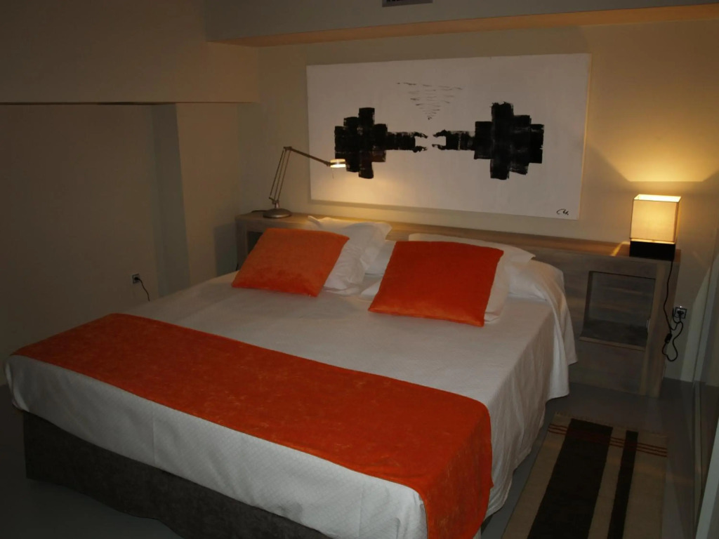 Eco Alcalá Suites
