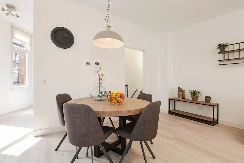 Windmill Apartment