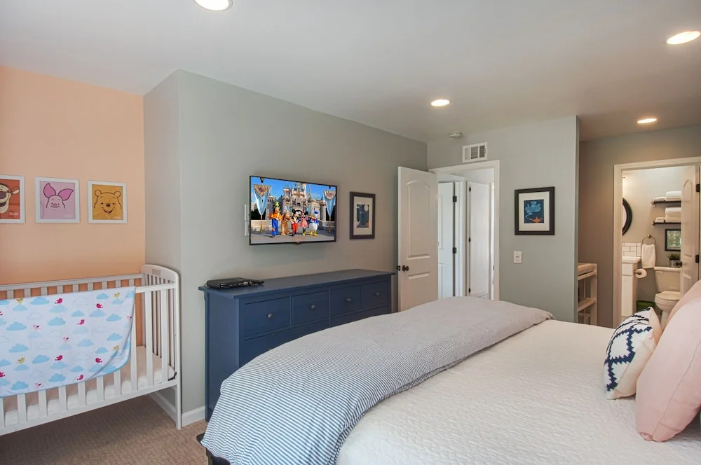 100 Acre Wood 3 Bedrooms 2 Bathrooms Condo