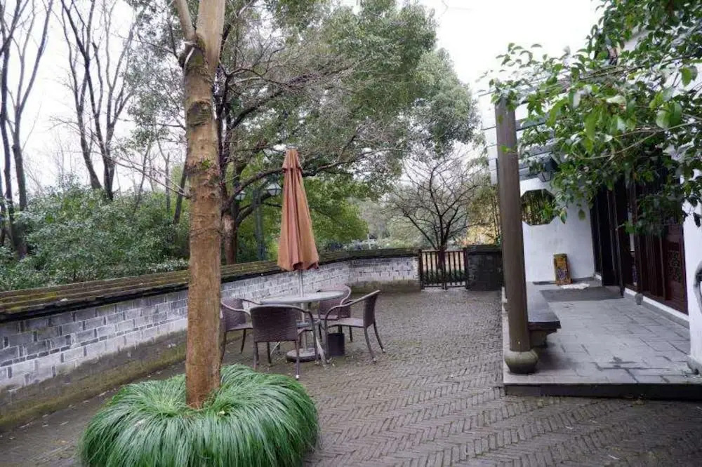 Hangzhou Xixi Bieyuan Resort Hotel