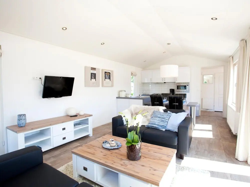 Nice Chalet Near the Golf Course in a Holiday Park